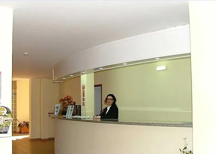 Do Hotel 2*